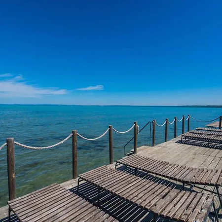 Дом отдыха In - Balaton 20009 *