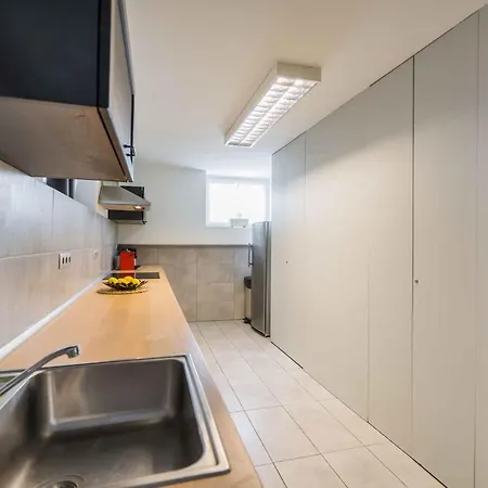 In - Balaton 20009 *