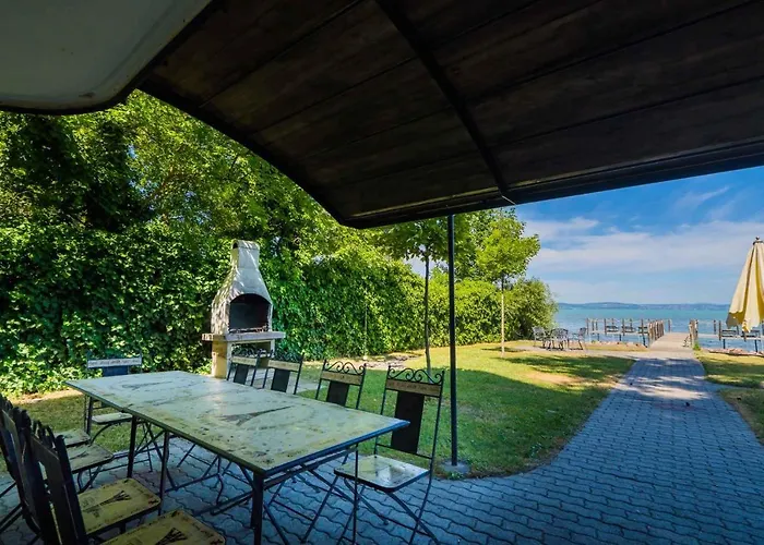 Semesterbostad In - Balaton 20009 *