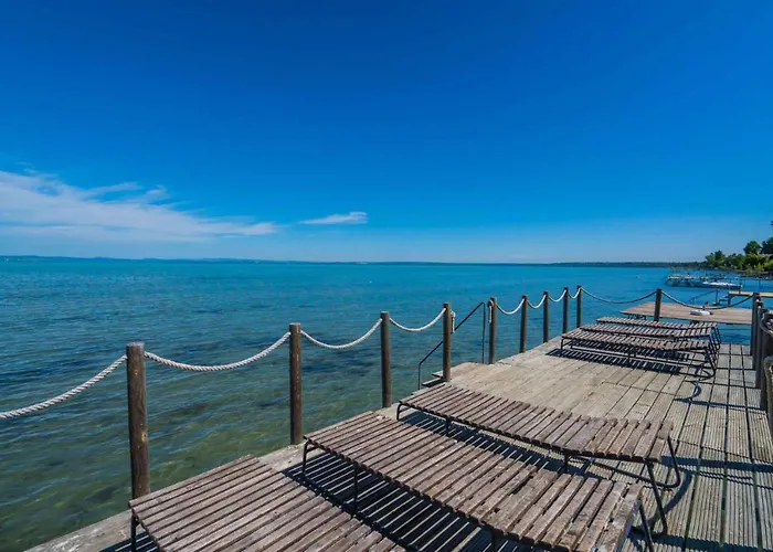 בית נופש In - Balaton 20009 *